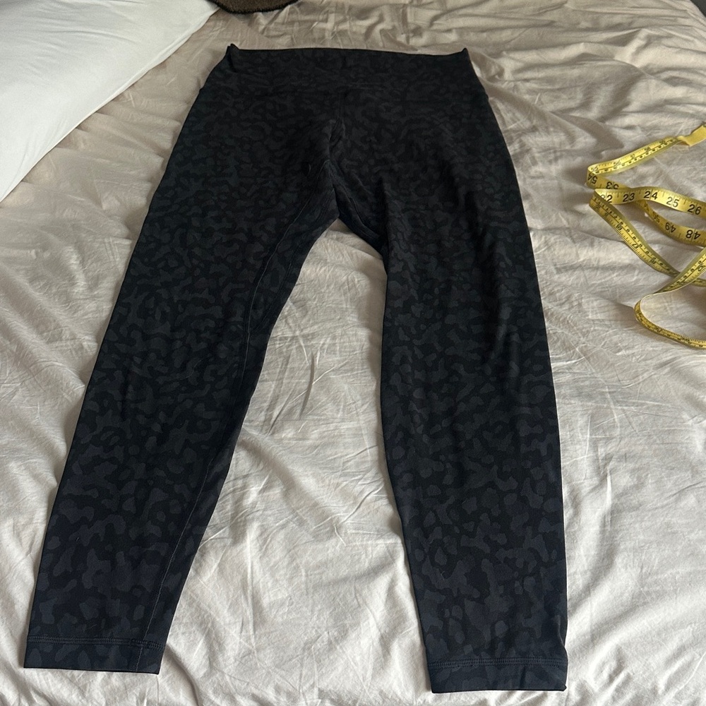 Lululemon Black Subtle Leopard Print Leggings